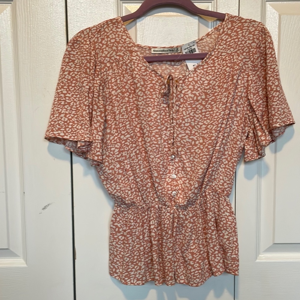 NWT Abercrombie top